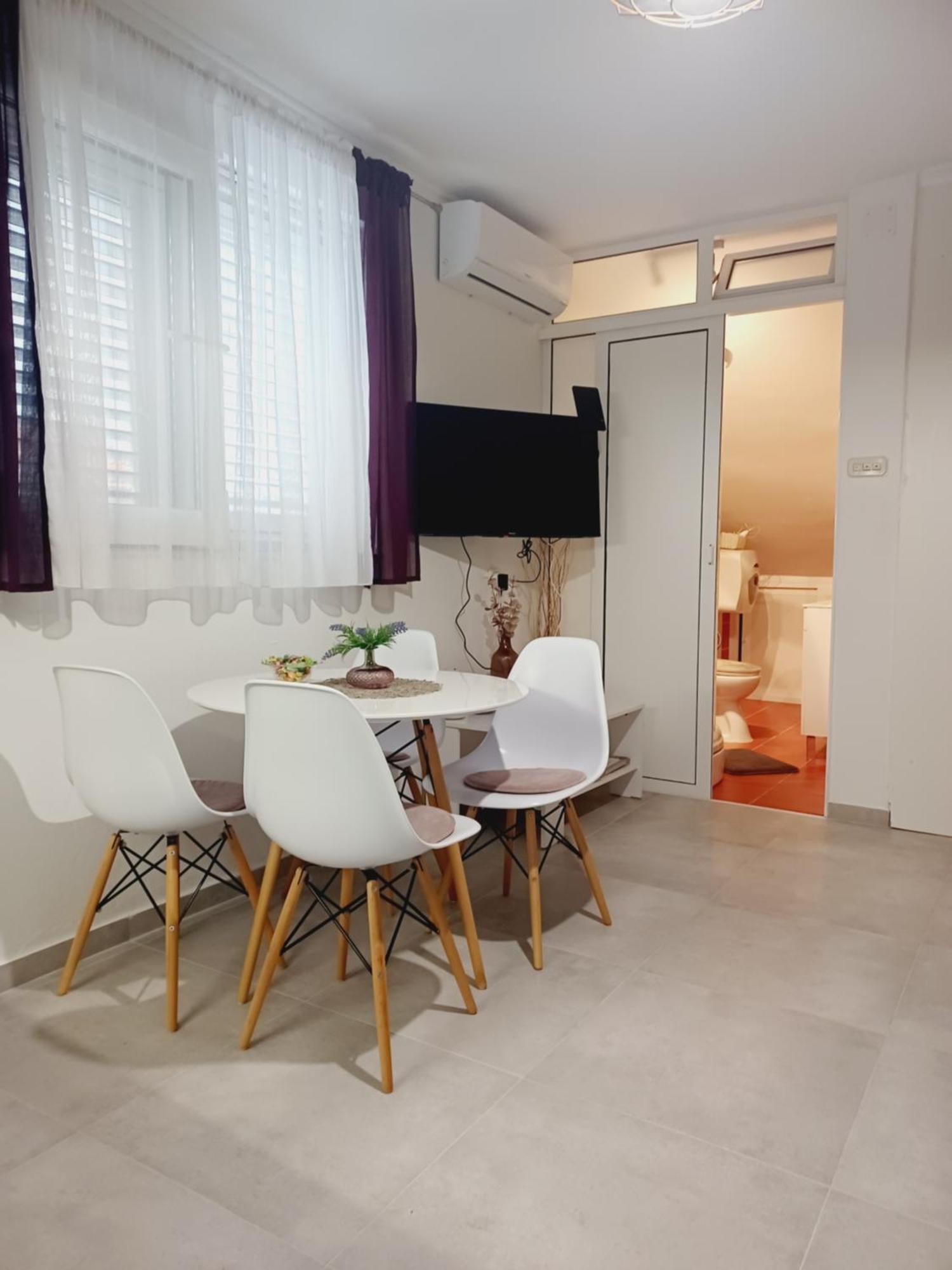 Apartment Mira 特罗吉尔 外观 照片